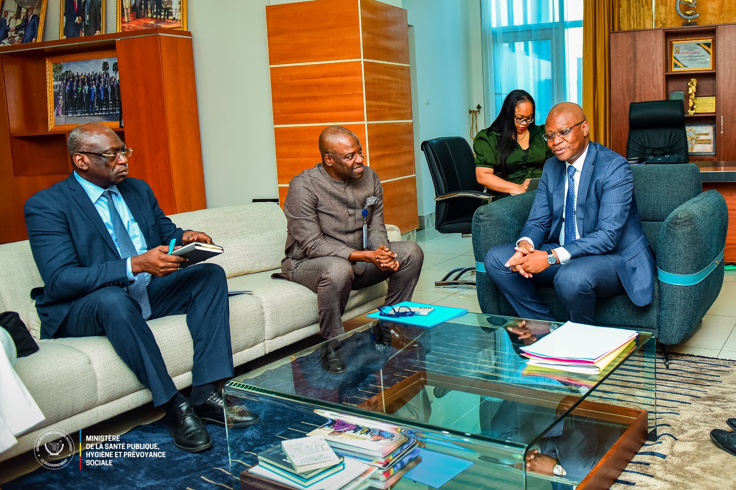 Group of officials at the Secretariat General