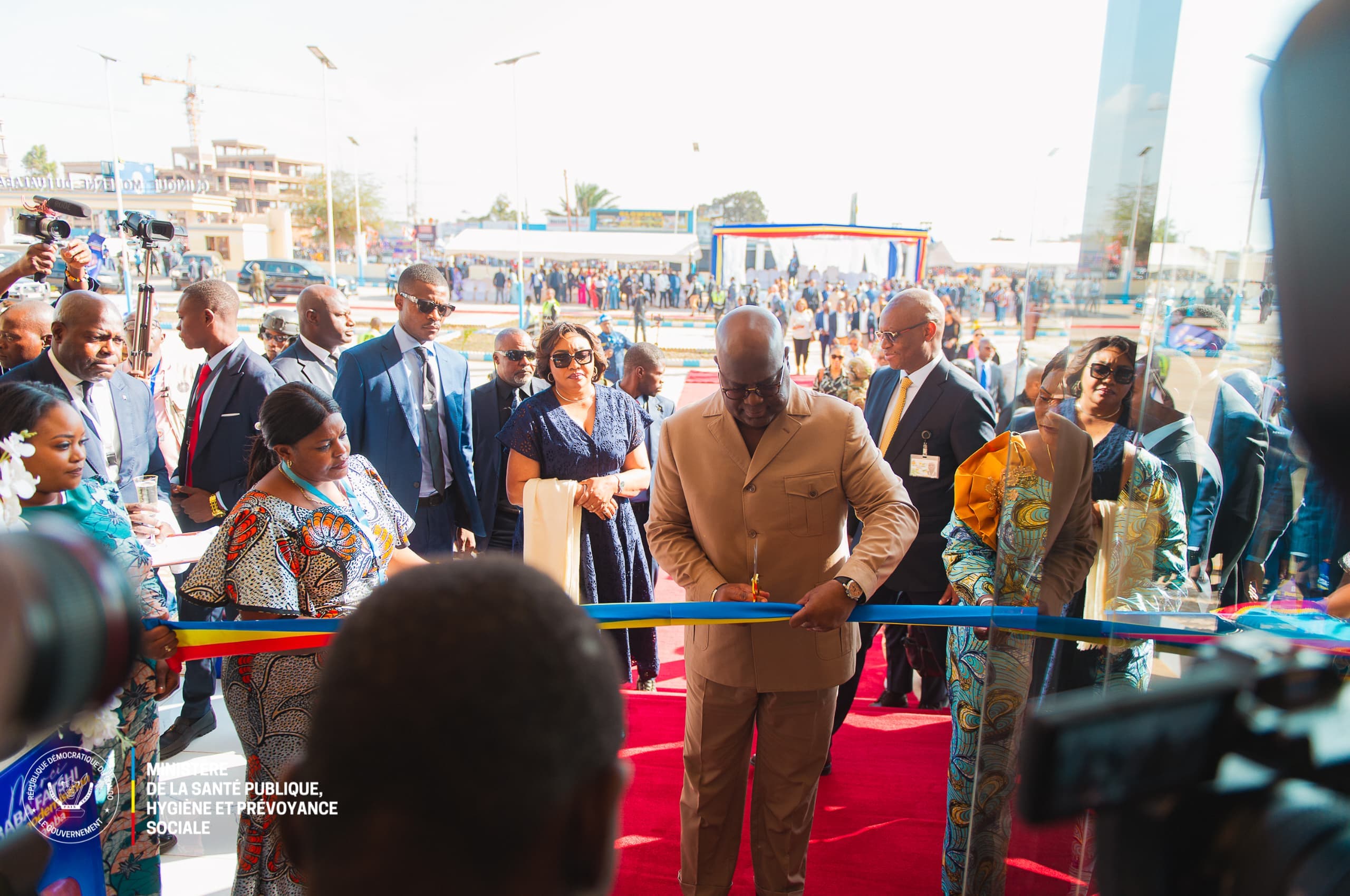 Group of officials at the Secretariat General