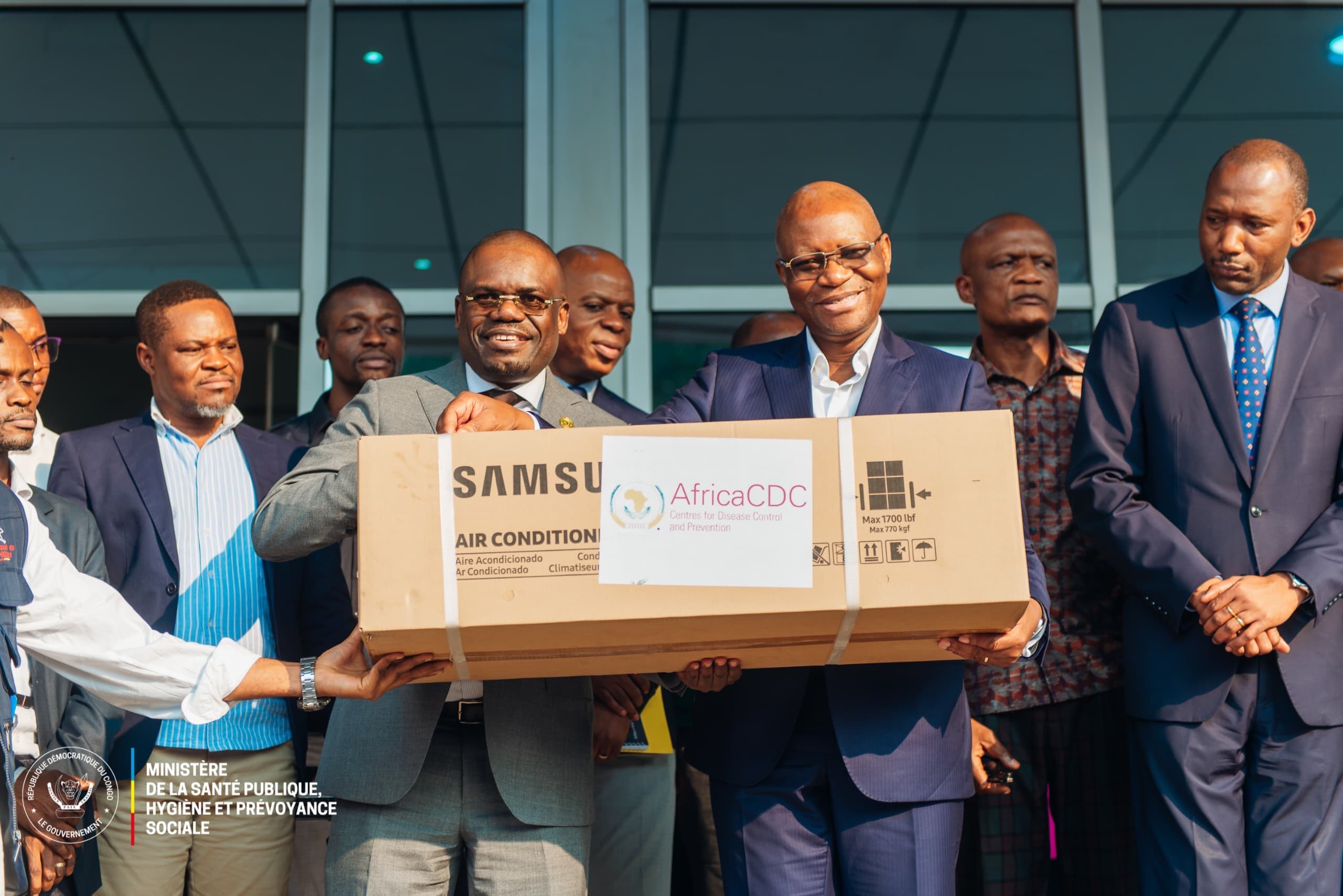 Group of officials at the Secretariat General