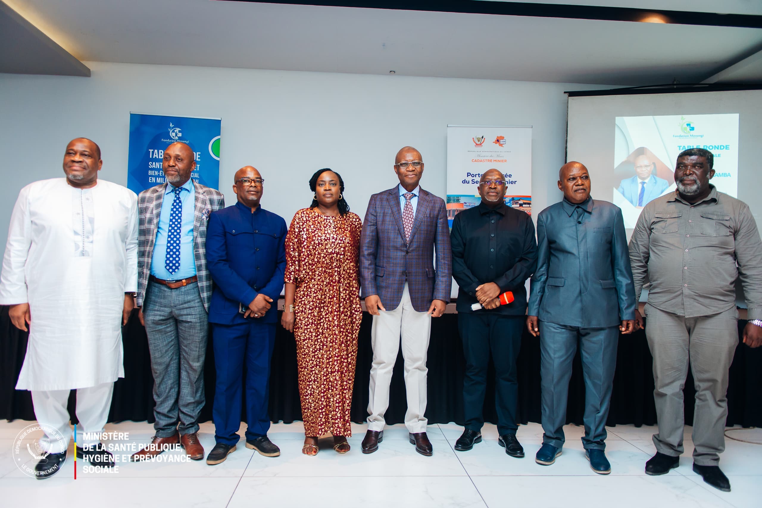 Group of officials at the Secretariat General