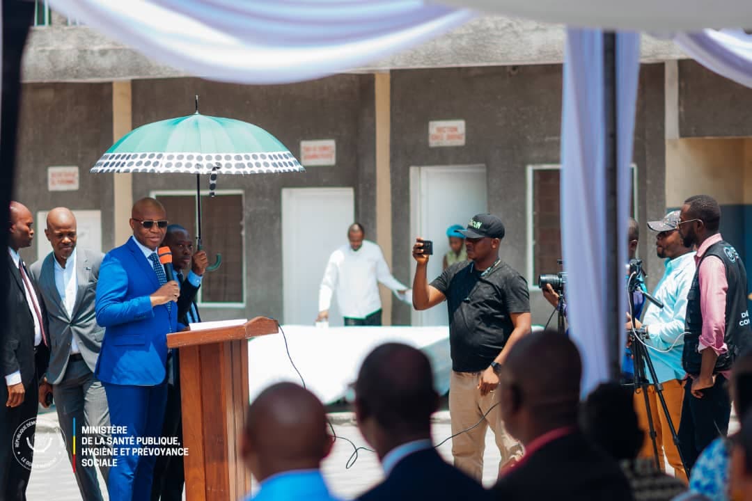 Group of officials at the Secretariat General