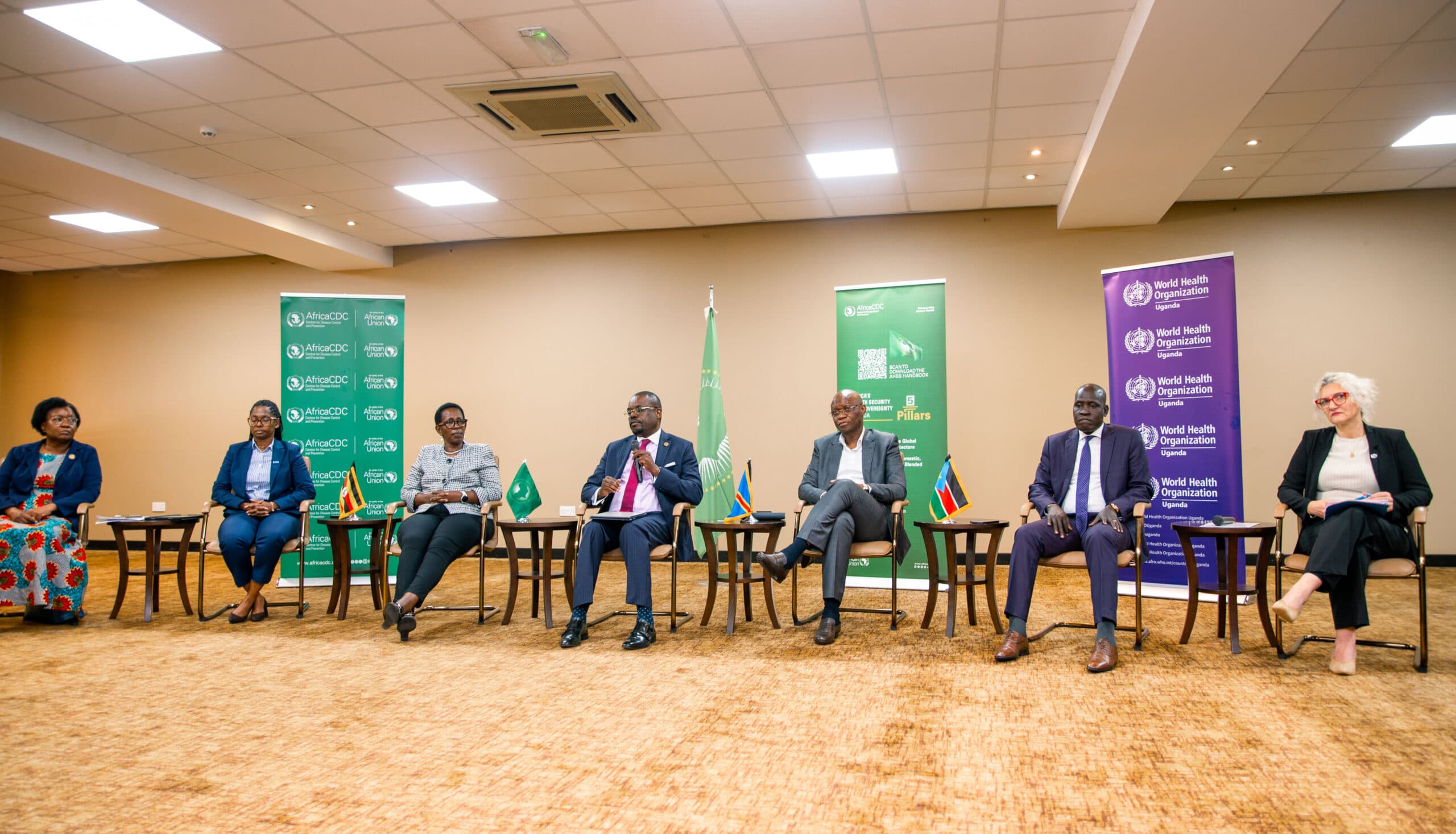 Group of officials at the Secretariat General